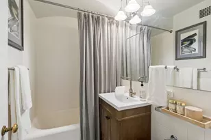 2000 N Lincoln Park W, Chicago, IL 60614 - Photo 19
