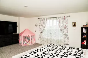 508 Sequoia Ct, Oswego, IL 60543 - Photo 13