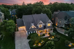471 S Columbia St, Naperville, IL 60540 - Photo 3