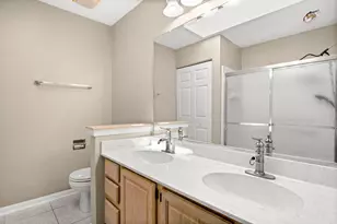 345 Mayfair Ln, South Elgin, IL 60177 - Photo 19