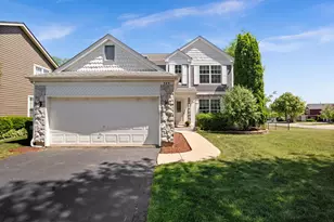 345 Mayfair Ln, South Elgin, IL 60177 - Photo 1