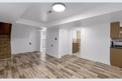 2166 N Moody Avenue, Chicago, IL 60639 - Photo 9