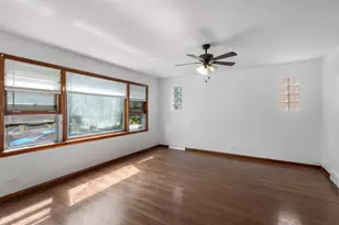 2166 N Moody Ave, Chicago, IL 60639 - Photo 11