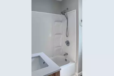 404 W Columbia Avenue, Champaign, IL 61820 - Photo 17