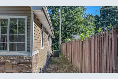 404 W Columbia Avenue, Champaign, IL 61820 - Photo 23