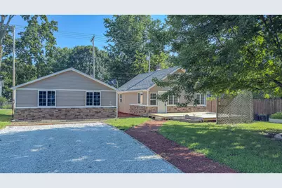 404 W Columbia Avenue, Champaign, IL 61820 - Photo 5