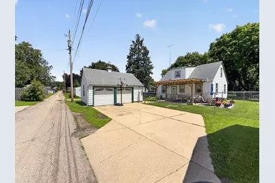 908 N 9th Street, Rochelle, IL 61068 - Photo 25