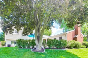 2006 N Elizabeth Dr, Arlington Heights, IL 60004 - Photo 35