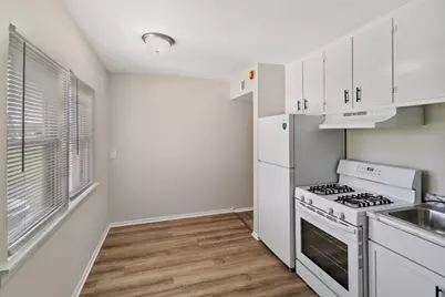 991 Tollview Avenue #10, Aurora, IL 60505 - Photo 3