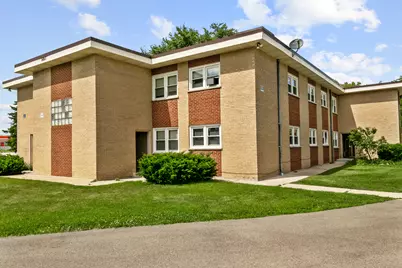 991 Tollview Avenue #10, Aurora, IL 60505 - Photo 1