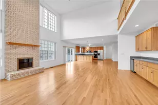523 W Ruhl Road W, Palatine, IL 60074 - Photo 11