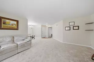 2340 E Old Hicks Road N, Palatine, IL 60074 - Photo 5