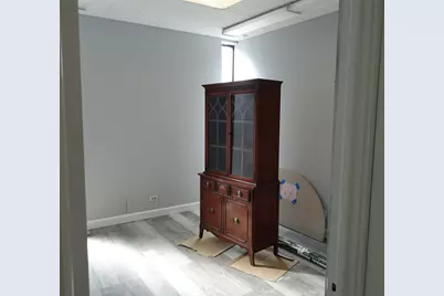 3300 W Peterson Avenue, Chicago, IL 60659 - Photo 11