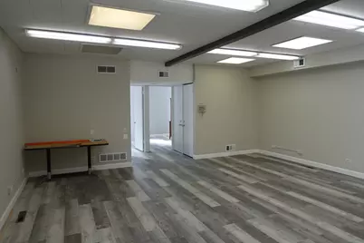 3300 W Peterson Avenue, Chicago, IL 60659 - Photo 7