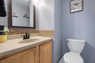 1312 Burke Ln, South Elgin, IL 60177 - Photo 11