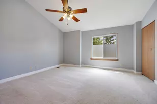1312 Burke Ln, South Elgin, IL 60177 - Photo 13