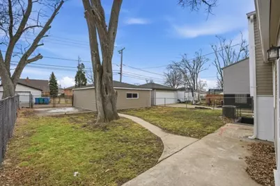 311 Merrill Avenue, Calumet City, IL 60409 - Photo 13