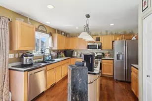 3304 Alyssa St, Plano, IL 60545 - Photo 11