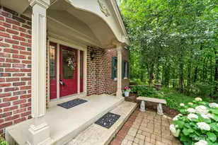 42W264 Hidden Springs Dr, Saint Charles, IL 60175 - Photo 3