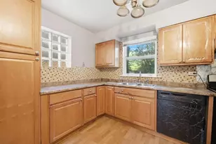 6434 N Kimball Ave, Lincolnwood, IL 60712 - Photo 5