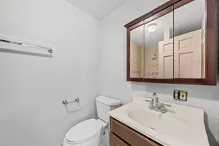 336 W Menomonie St, Belvidere, IL 61008 - Photo 9