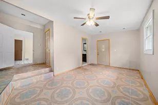 336 W Menomonie St, Belvidere, IL 61008 - Photo 3