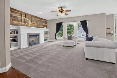 2713 Piney Run, Bloomington, IL 61705 - Photo 3