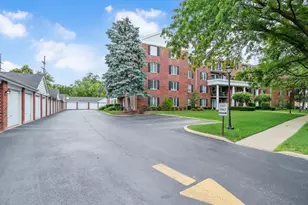 326 Park Ave, Clarendon Hills, IL 60514 - Photo 17