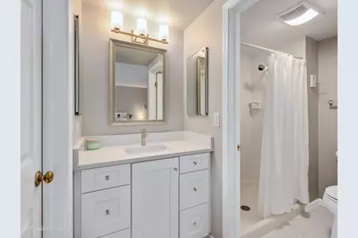 326 Park Avenue #2, Clarendon Hills, IL 60514 - Photo 11