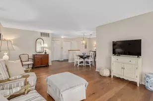 326 Park Ave, Clarendon Hills, IL 60514 - Photo 3