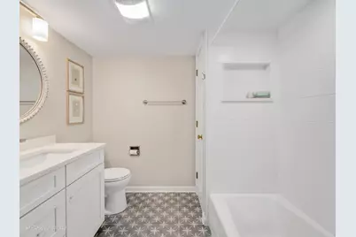 326 Park Avenue #2, Clarendon Hills, IL 60514 - Photo 13