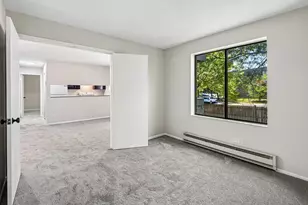 1319 N Winslowe Dr, Palatine, IL 60074 - Photo 11