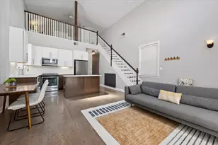 1529 W Montana St, Chicago, IL 60614 - Photo 5