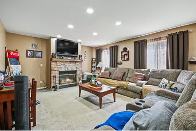 14515 Independence Drive, Plainfield, IL 60544 - Photo 5