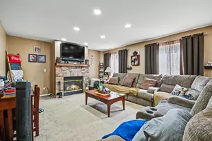 14515 Independence Dr, Plainfield, IL 60544 - Photo 5