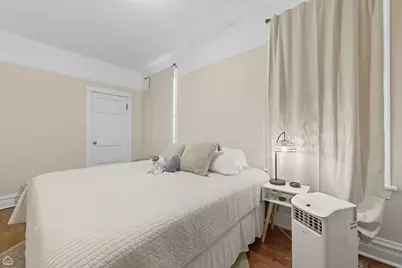 2337 N Sawyer Avenue, Chicago, IL 60647 - Photo 7