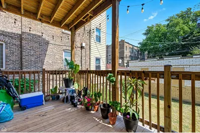 2337 N Sawyer Avenue, Chicago, IL 60647 - Photo 19