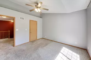 523 Fox Ridge Dr, Fox Lake, IL 60020 - Photo 15