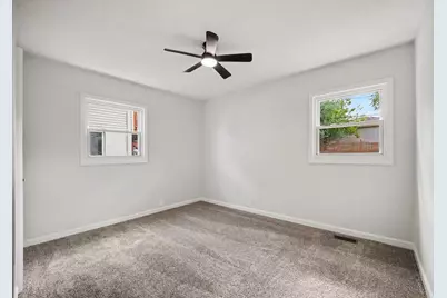 338 Hickory Avenue, Romeoville, IL 60446 - Photo 11