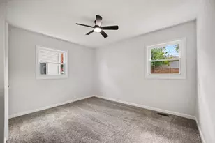 338 Hickory Ave, Romeoville, IL 60446 - Photo 11