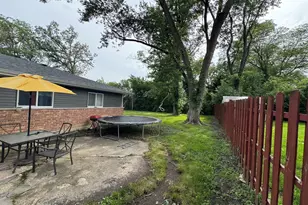 16 W Rocket Cir, Park Forest, IL 60466 - Photo 3