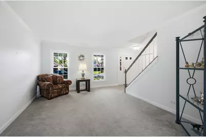 1265 Diane Lane, Elk Grove Village, IL 60007 - Photo 5