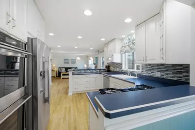 1265 Diane Lane, Elk Grove Village, IL 60007 - Photo 9