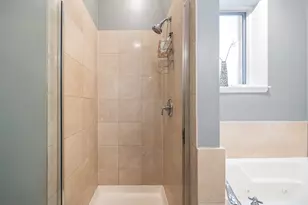 1740 W Belmont Ave, Chicago, IL 60657 - Photo 17
