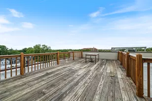 1740 W Belmont Ave, Chicago, IL 60657 - Photo 29