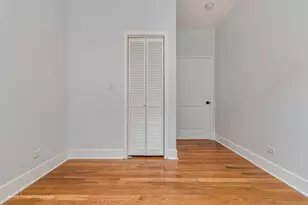437 E 48th St, Chicago, IL 60615 - Photo 11
