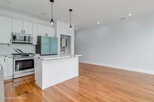 437 E 48th St, Chicago, IL 60615 - Photo 7