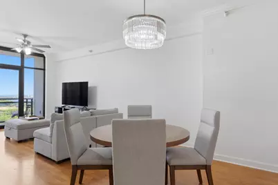 233 E 13th Street #1604, Chicago, IL 60605 - Photo 7