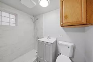 2642 S Sacramento Ave, Chicago, IL 60623 - Photo 23