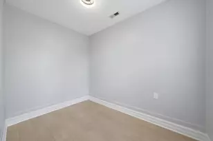 2642 S Sacramento Ave, Chicago, IL 60623 - Photo 15